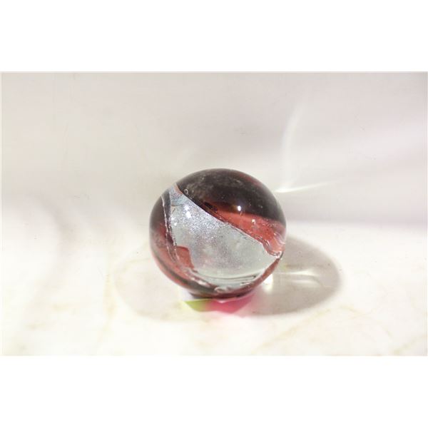 BALL PAPERWEIGHT WITH SILVER TRIANGLE