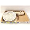 Image 1 : ELECTRIC KNIFE AND BAKING PANS