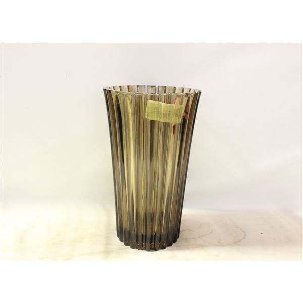 LARGE BROWN RIBBED VASE