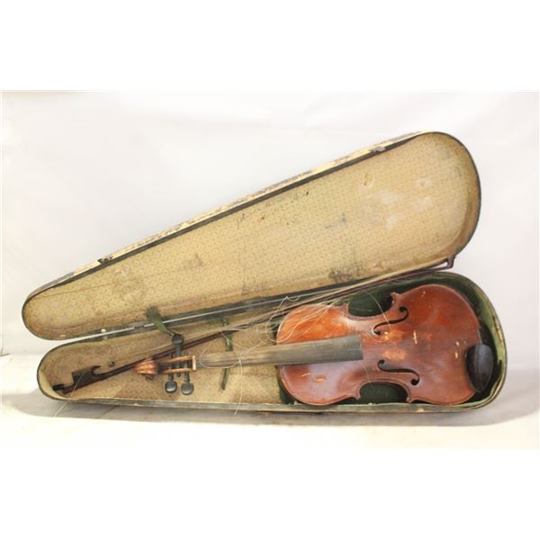 VINTAGE VIOLIN