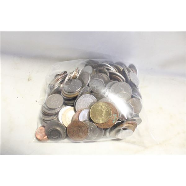 2.5 POUNDS OF VARIOUS ESTATE WORLD COINS IN BAG