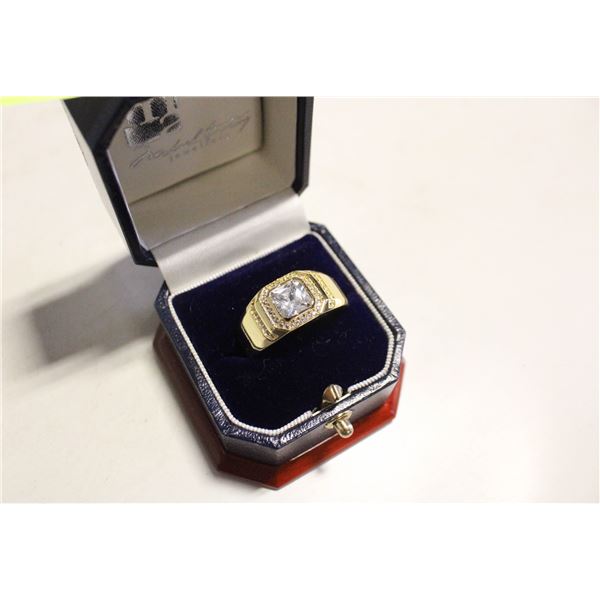MENS ESTATE RING IN BOX-ESTATE