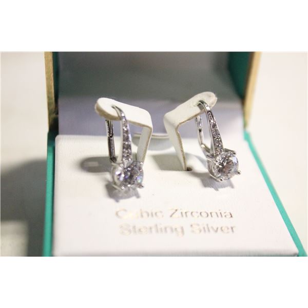 ESTATE STERLING SILVER EARRINGS UNTESTED IN BOX