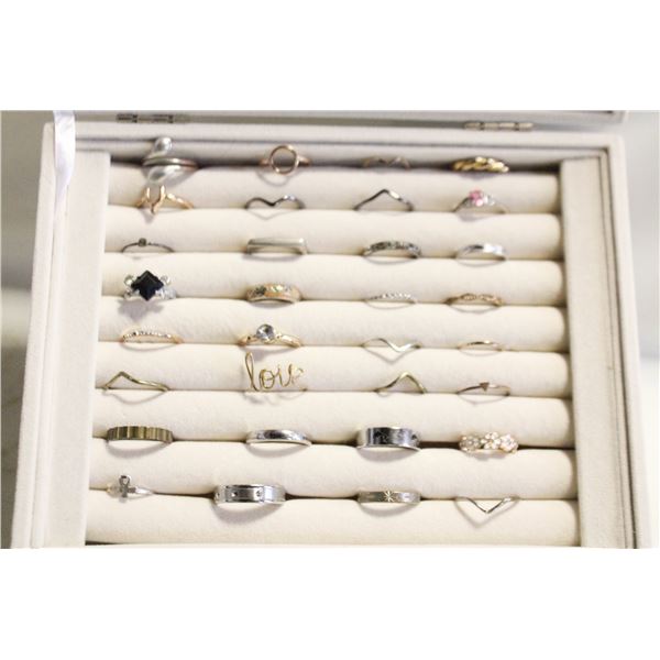 ESTATE RINGS CASE FULL ALL TOGETHER-ESTATE