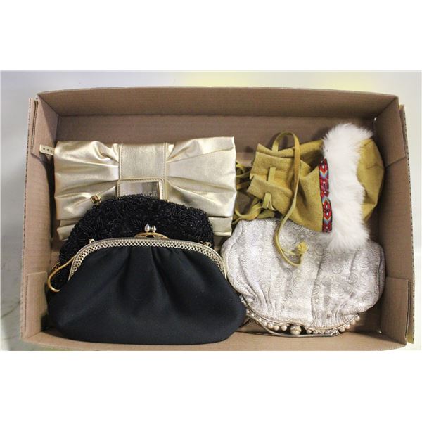 LOT OF VINTAGE PURSES