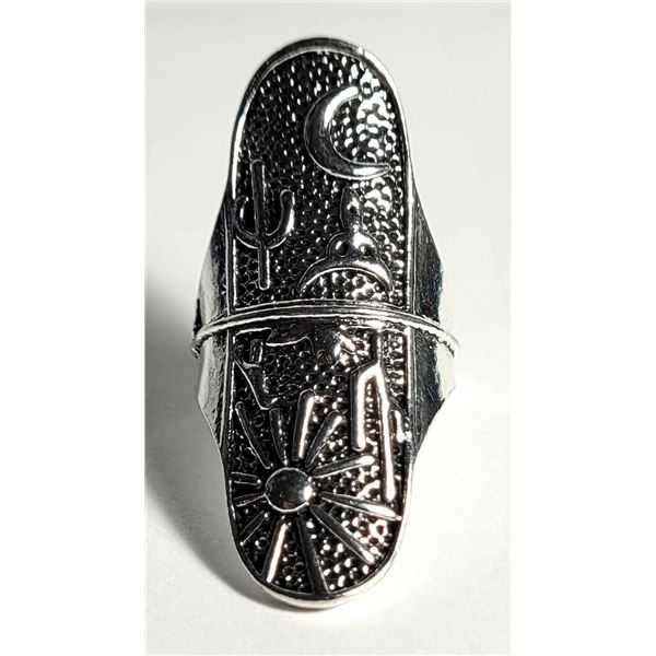 35)  SILVER TONE EMBOSSED SIZE 6.5 RING.