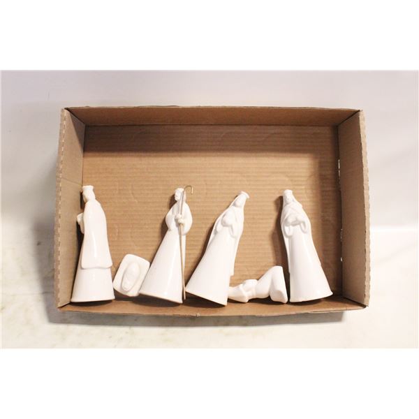 6 PIECE CERAMIC NATIVITY SCENE