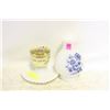 Image 1 : VINTAGE MILK GLASS ELECTRIC HURRICANE LAMP PERSL B