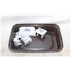 Image 1 : LOT OF MINIATURE PORCELAIN DUTCH WINDMILL