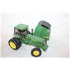 Image 1 : DIE CAST JOHN DEERE TRACTOR AND BALER 1/16 ERTL