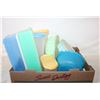 Image 1 : 2 TUPPERWARE JELLY MOLDS / 6 TUPPERWARE CONTAINERS