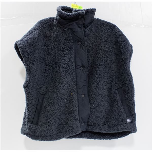NEW O'NEILL SHERPA FUZZY SNAP-UP VEST SIZE M-L