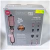 Image 1 : 7 PIECE INFINITI PRO CONAIR ALL-IN-1 DRYER BRUSH