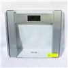 Image 1 : TAYLOR GLASS DIGITAL WEIGHT TRACKING BODY SCALE