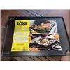 Image 1 : LODGE SEASONED CAST IRON DOUBLE SIDED GRILL