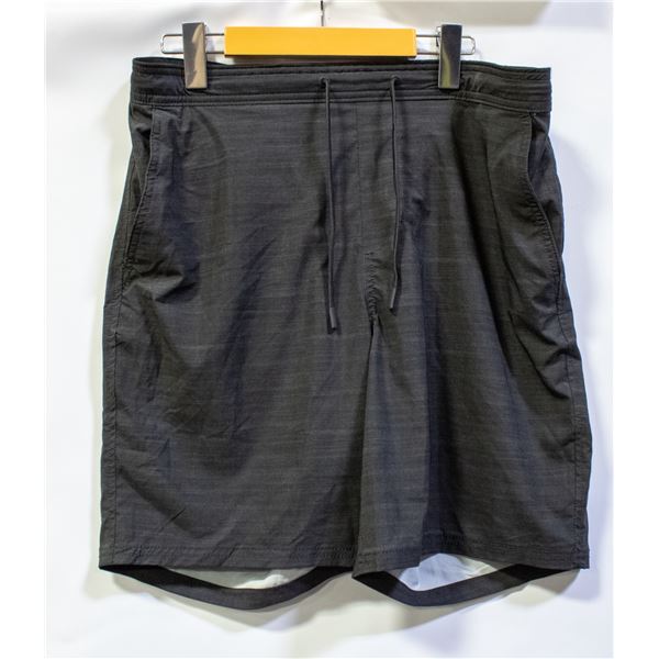 KIRKLAND MENS ACTIVE SHORTS BLACK SIZE MEDIUM