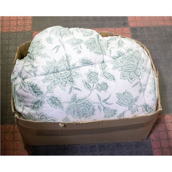 3 PIECE NAUTICA COMFORTER SET QUEEN SIZE