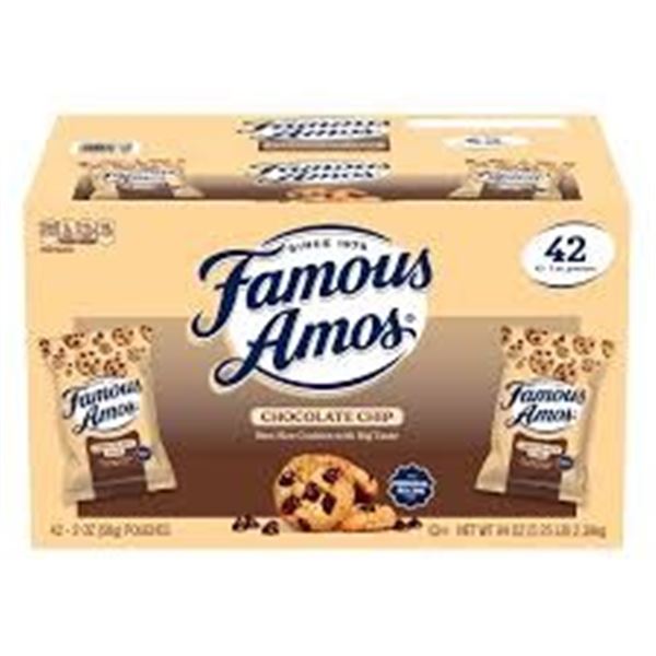 NEW 30 PK OF FAMOUS AMOS CHOCOLATE CHIP BITE SIZE