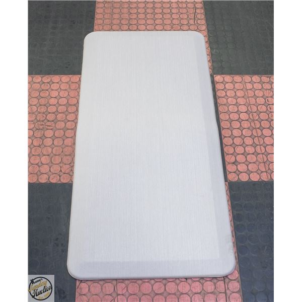 MON CHATEAU ANTI-FATIGUE GEL MAT BEIGE - 20 X 42"