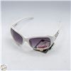 Image 1 : PAIR OF SUNGLASSES