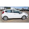Image 6 : 2013 FORD FIESTA SE