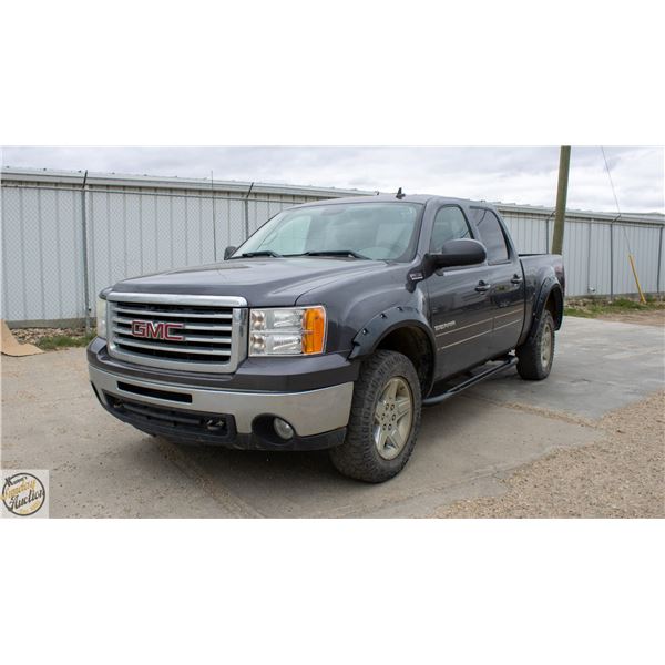 UNRESERVED! 2011 GMC 1500 TRUCK