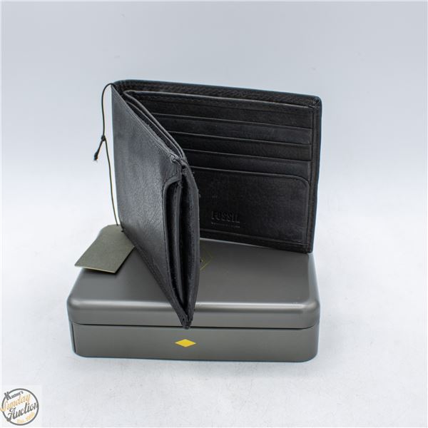 FOSSIL MEN'S WALLET IN ORIGINAL TIN BOX, UNUSED