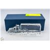 Image 1 : CRYSTAL MAC SEMI TRUCK MODEL / PAPERWEIGHT