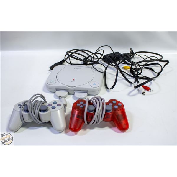 SONY P.S. ONE, 2 CONTROLLERS & CABLES