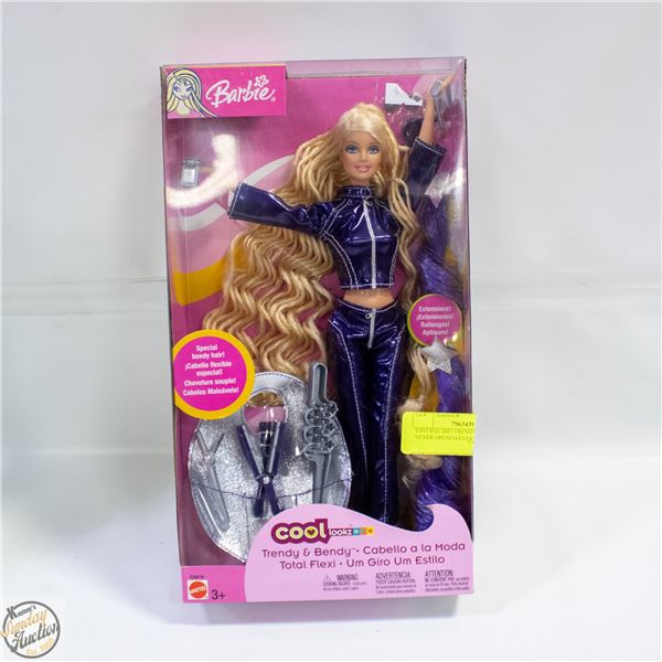 VINTAGE 2003 TRENDY BARBIE NEVER OPENED-ESTATE