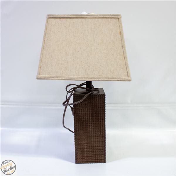 LAMP H-23"