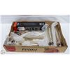 Image 1 : FLAT WITH HIGH PRESSURE SODIUM GROW BULBS -