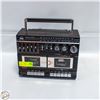 Image 1 : VINTAGE GENERAL ELECTRIC DUAL CASSETTE PLAYER