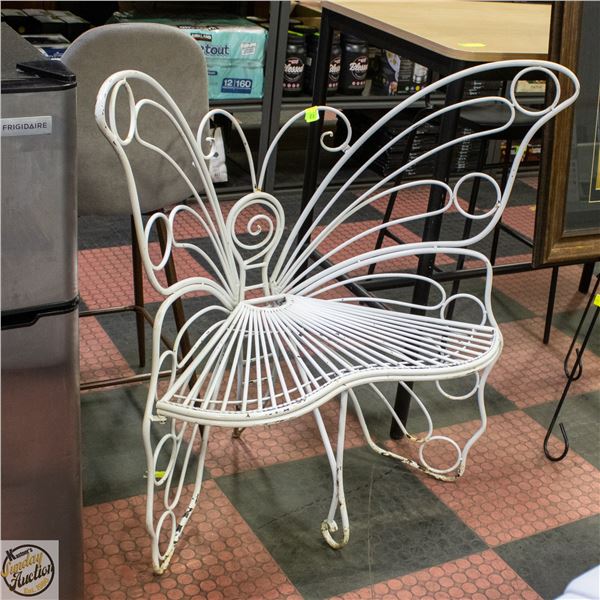 ESTATE WHITE OUTDOOR METAL