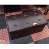Image 1 : DARK BROWN PADDED LEATHER STORAGE BENCH