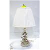 Image 1 : VINTAGE DRESDEN(NO STAMP)LAMP KIDS PICKING APPLES