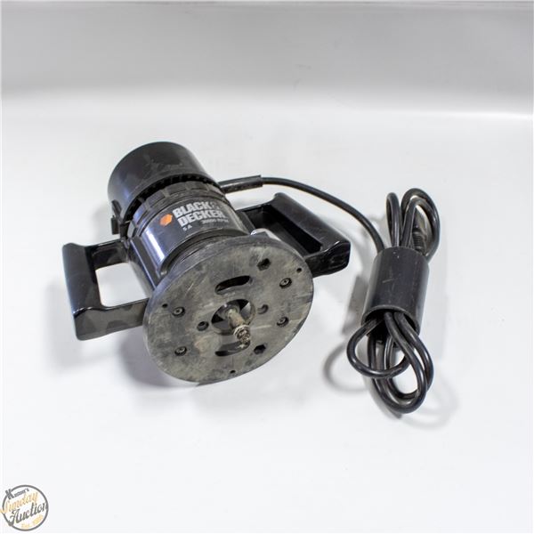 BLACK & DECKER ROUTER