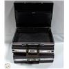 Image 1 : LOT OF 3 CASSETTE TAPE HOLDERS