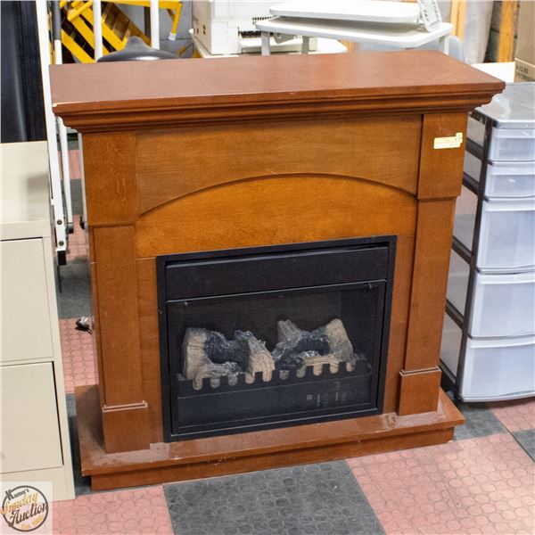 ELECTRIC FIRE PLACE 39"X16"X40"