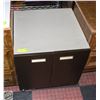 Image 1 : MINI DESK CABINET METAL 22" X 22.5" L-22.5"