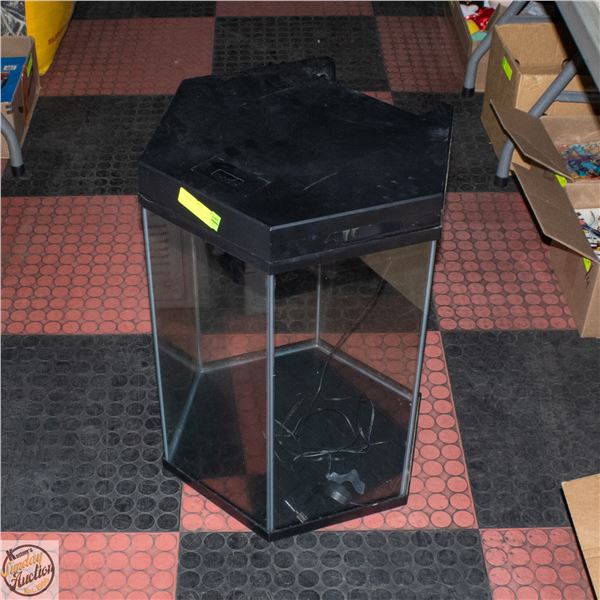 TERRARIUM 20 GALLON HEXAGON