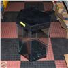 Image 1 : TERRARIUM 20 GALLON HEXAGON