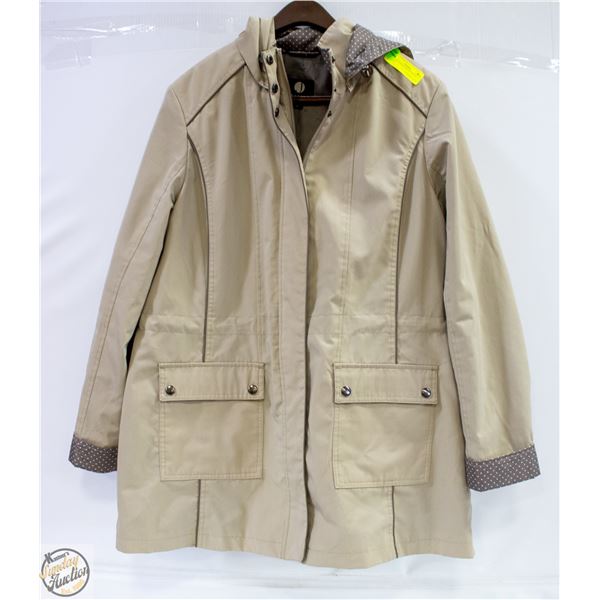 JESSICA LADIES SIZE XL ZIP UP COAT