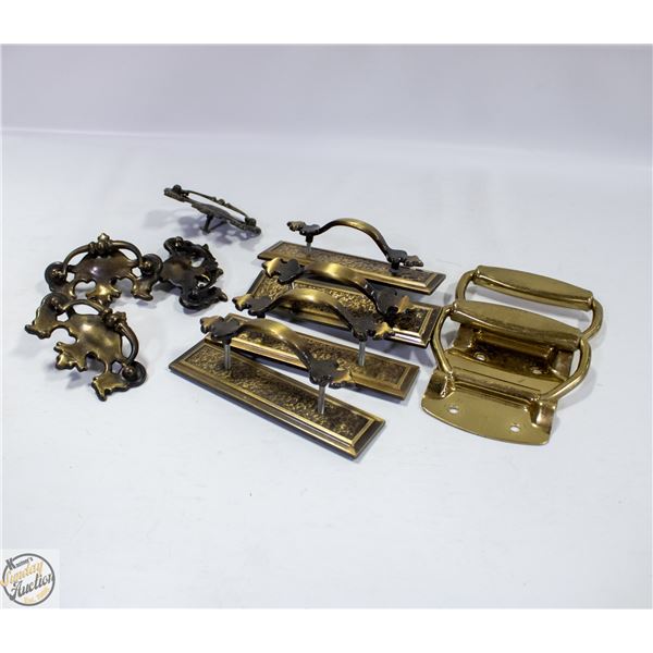 2 SETS MATCHING BRASS DRAWER HANDLES + 2 MATCHING