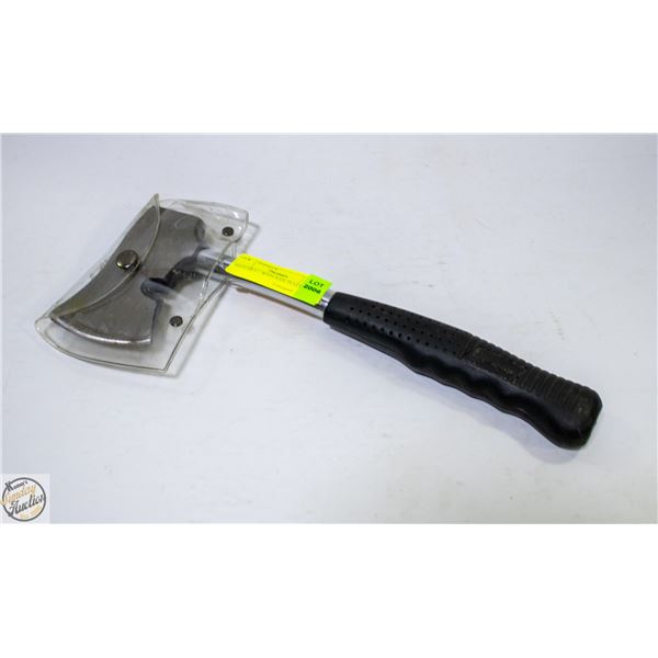 HATCHET – WITH NAIL PULLER