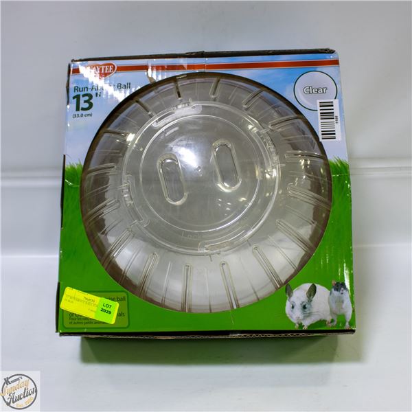13” RUNABOUT BALL FOR PET – NEW IN BOX