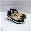 Image 1 : SIZE 7 ROLLER SHOES