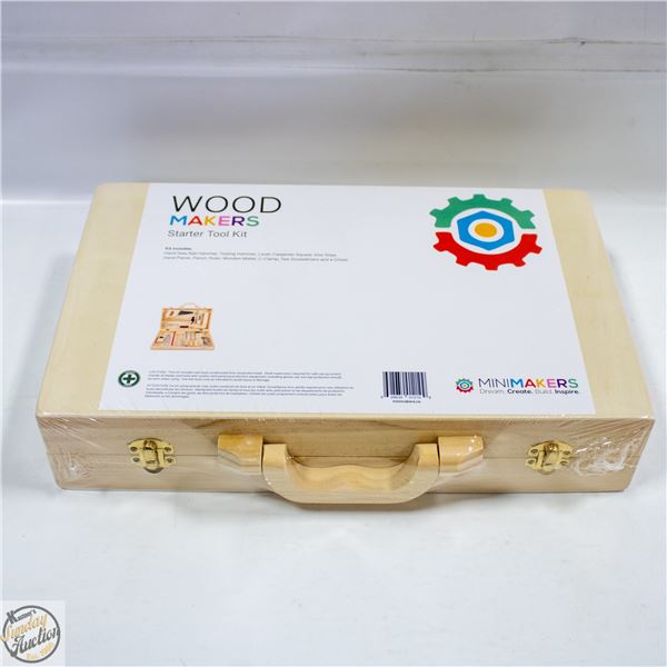 KIDS WOODEN TOOL BOX WITH 16 REAL TOOLS