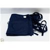 Image 1 : 6 X NAVY CHEF WEAR APRONS