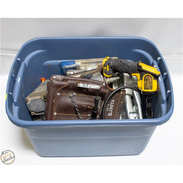 TOTE OF VARIOUS TOOLS AND HARDAWARE